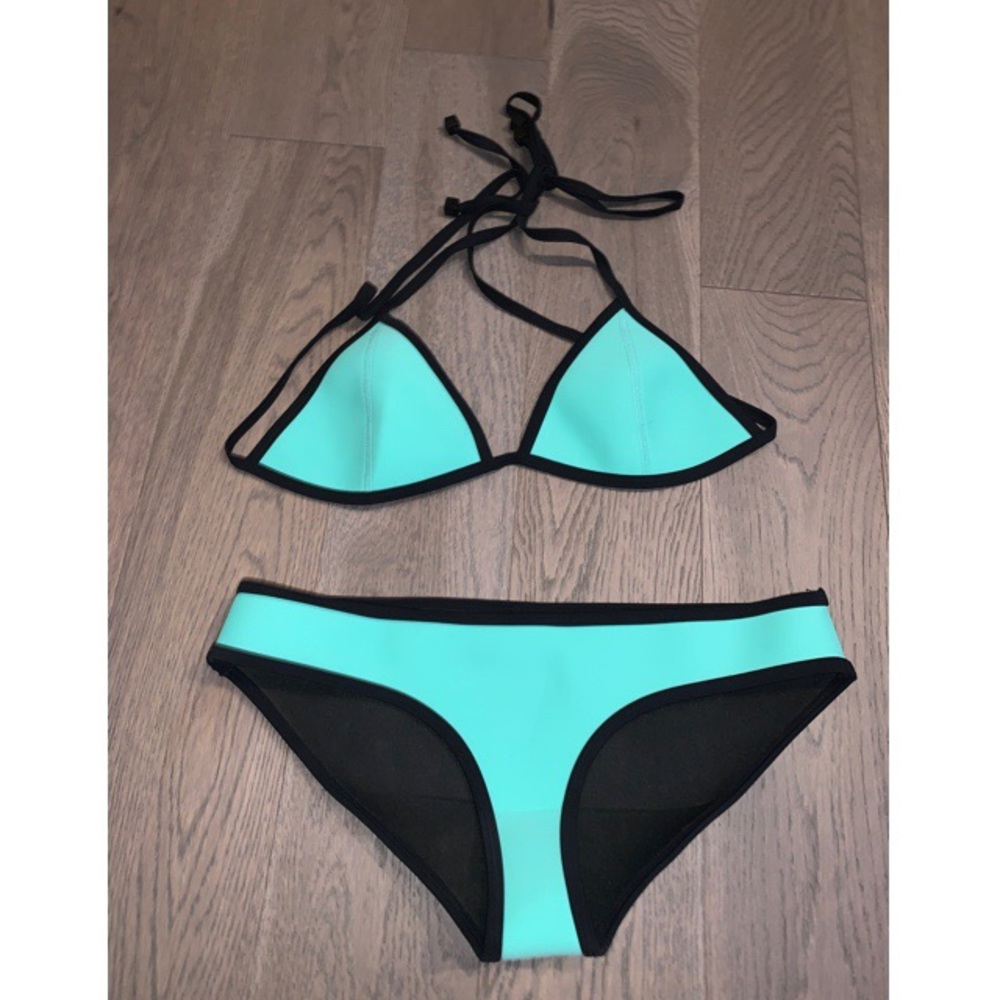 Triangl Bikini